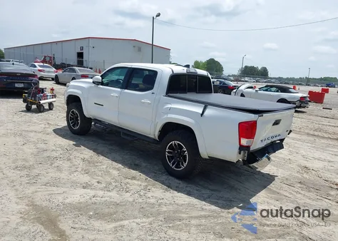 2016 Toyota Tacoma Sr5 z USA, uszkodzony, nr VIN 5TFAX5GN9GX070712